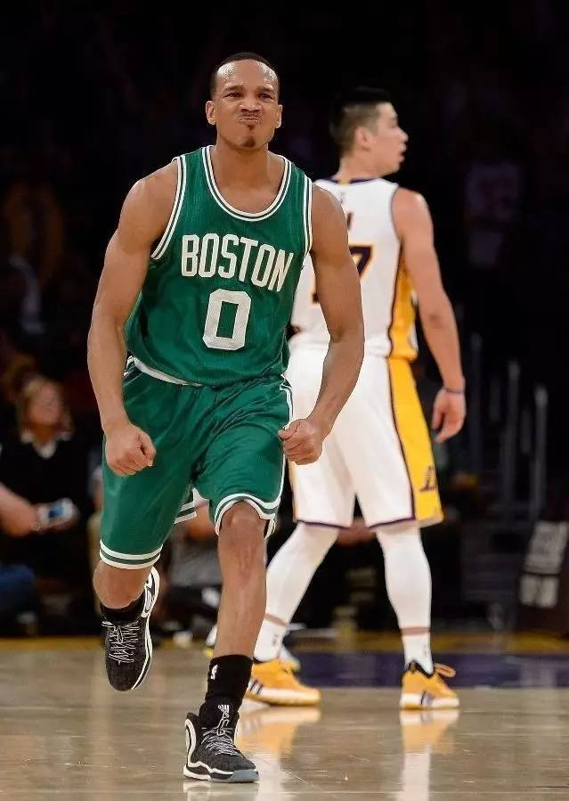 西甲赛程吃紧;华盛顿奇才集结日调整名单;质疑声仍在;资深球员宣示担当的简单介绍 西甲赛程吃紧;华盛顿奇才集结日调整名单;质疑声仍在;资深球员宣示担当的简单介绍